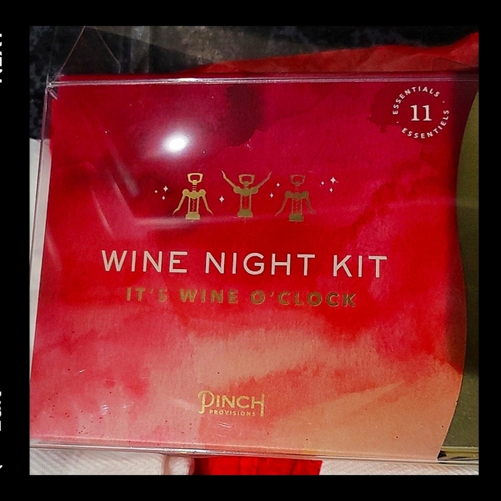 Wine Bundle π·π·π· πΊπ»βπΈ - Picture 2 of 9